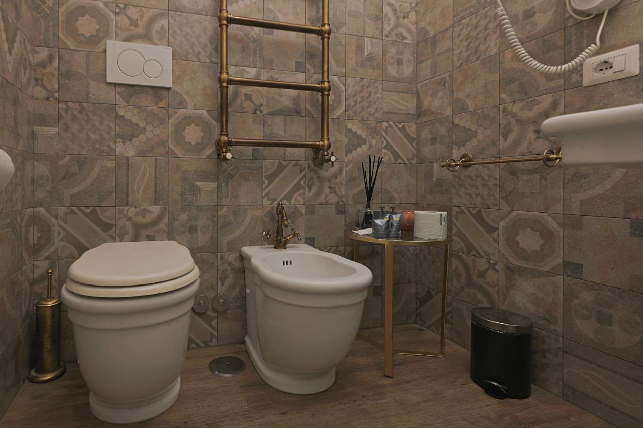 Art House Suites56 Via Del Babuino 56 Rome Exterior photo