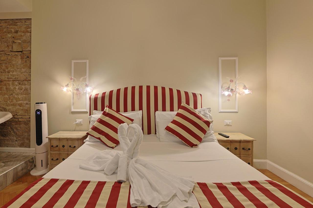 Art House Suites56 Via Del Babuino 56 Rome Exterior photo