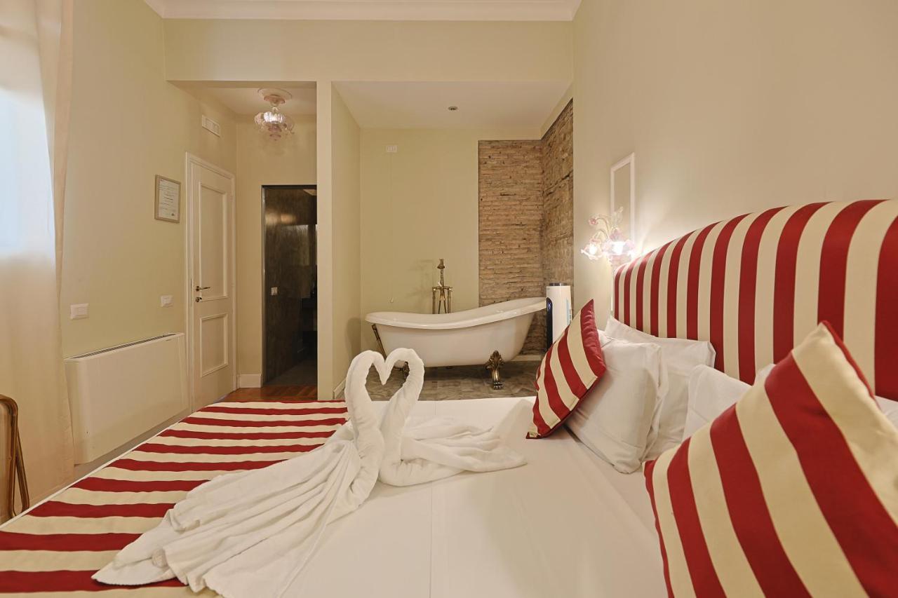 Art House Suites56 Via Del Babuino 56 Rome Exterior photo