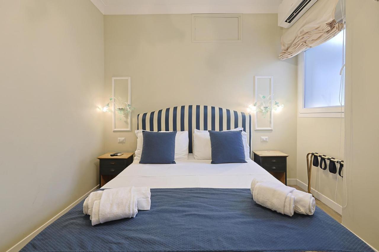 Art House Suites56 Via Del Babuino 56 Rome Exterior photo
