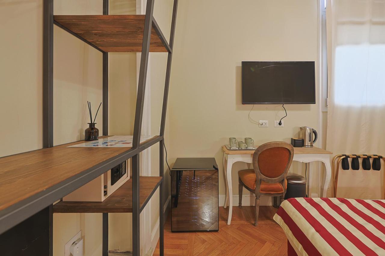 Art House Suites56 Via Del Babuino 56 Rome Exterior photo